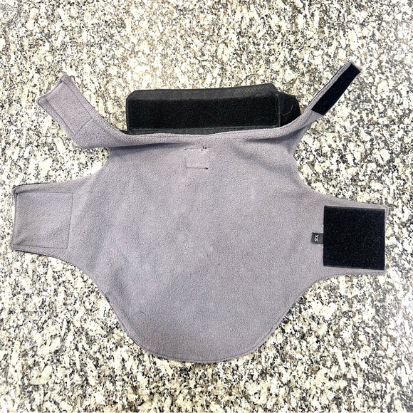 Spiked Dog Vest Black 🥳HOST PICK🥳 - Picture 8 of 11